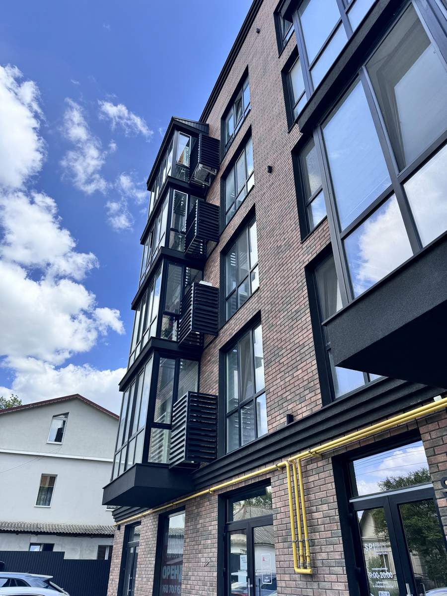 PSB S-35 EPS-90 insulation on the facade