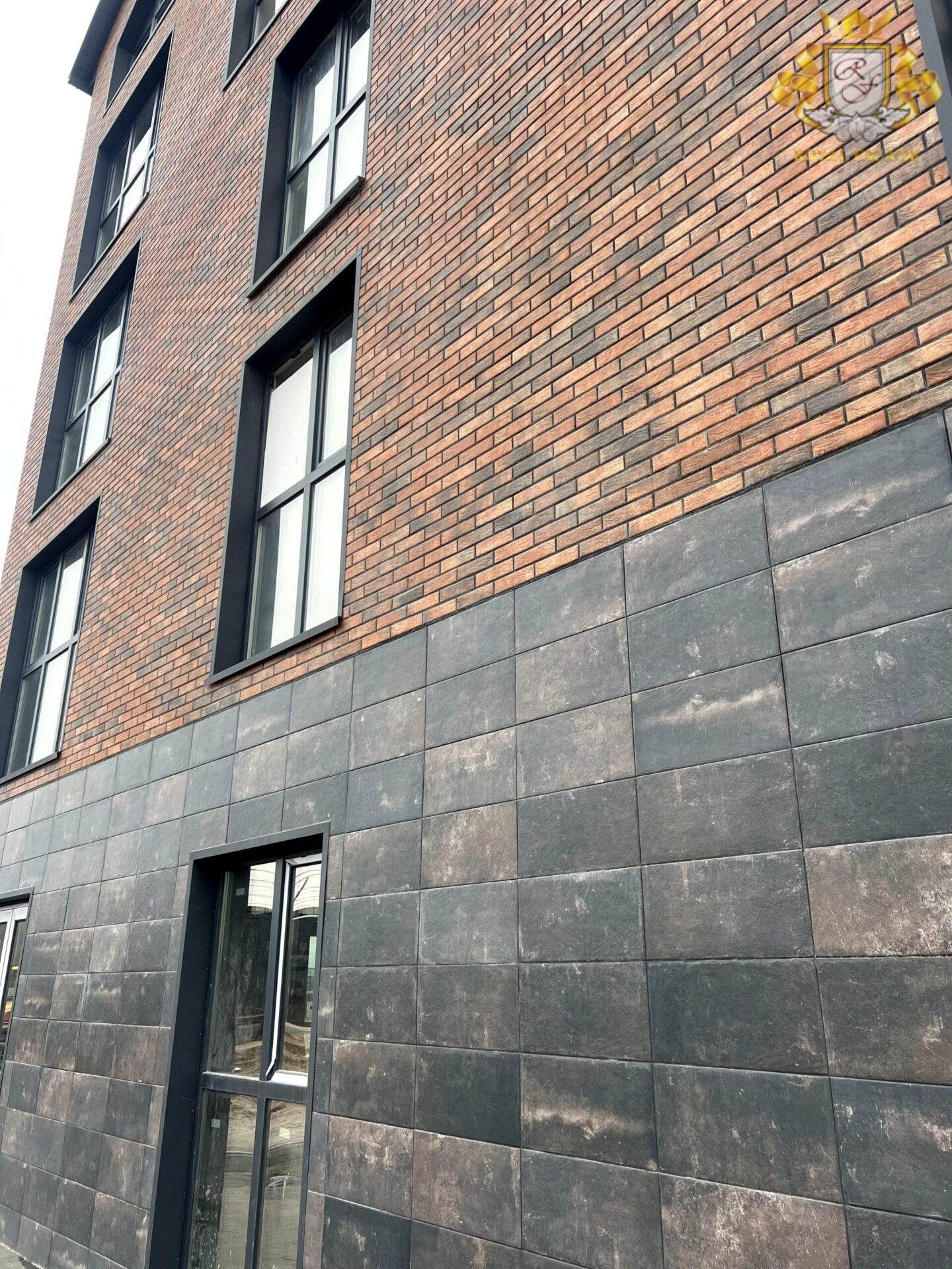 Ocieplenie ścian od zewnątrz płytami termoizolacyjnymi z płytkami klinkierowymi