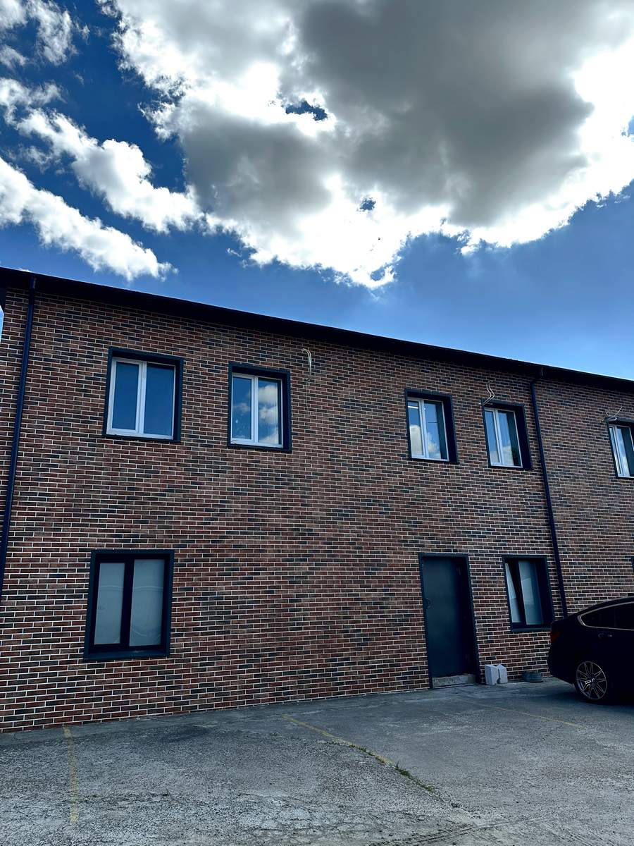 Energy efficient office insulation Loft Brick Chile