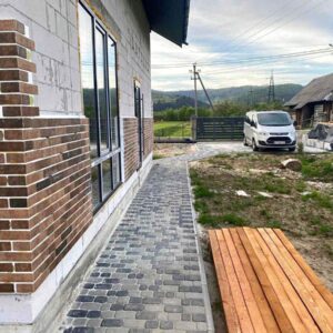 Izolacja domu w Mykuliczynie za pomocą paneli termicznych z płytkami Golden Tile