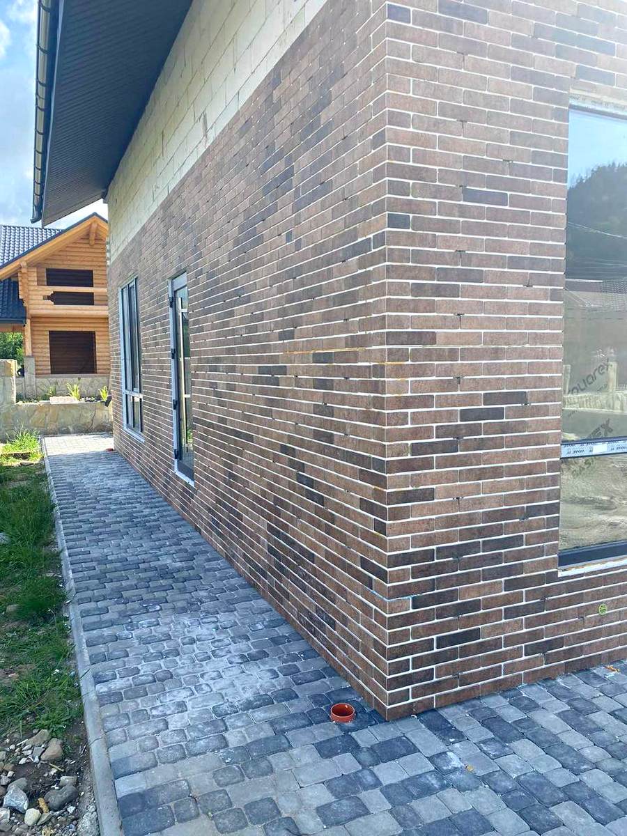 Elewacja domu z płytek Golden Tile Seven Tones Orange