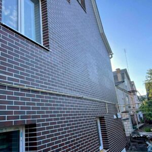 Energy-efficient facade with Paradyz CLOUD BROWN thermal panels in Zhmerynka