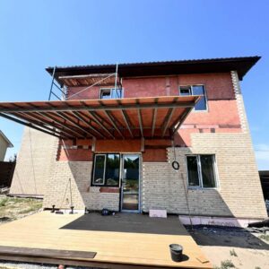 Pregătirea și instalarea de panouri termice în cartierul Buchansky