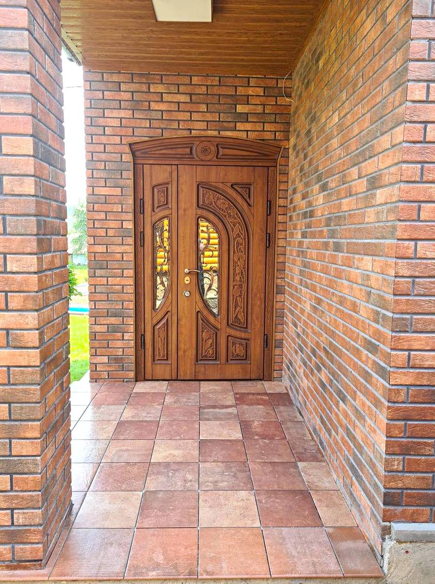 Facade insulation with thermal panels with Cerrad Loft Brick Chili tiles