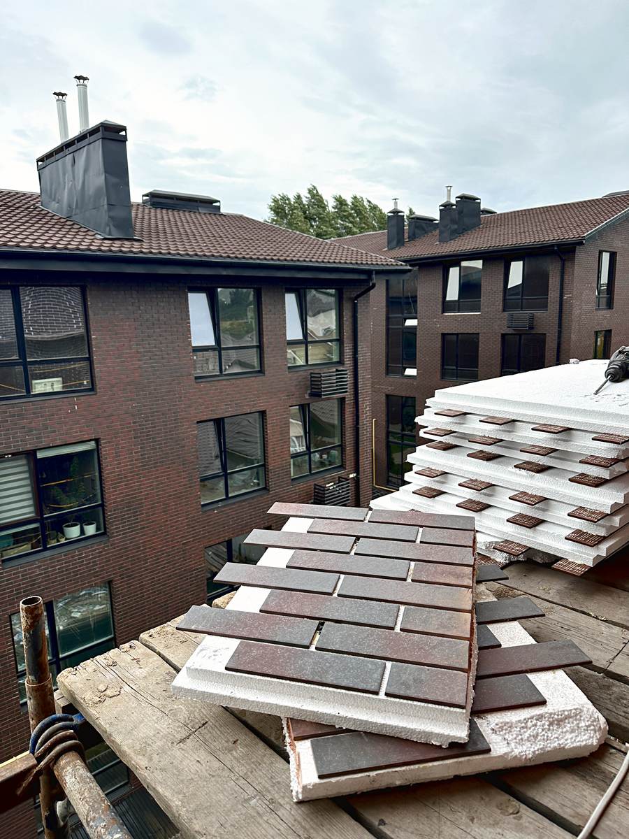Insulation of a residential complex in two months