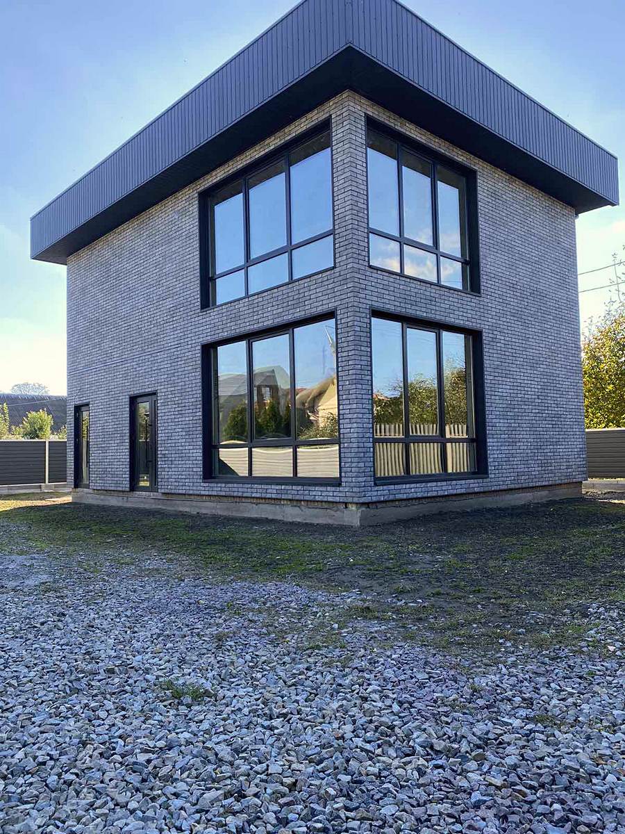 Izolarea fațadei cu panouri din clincher