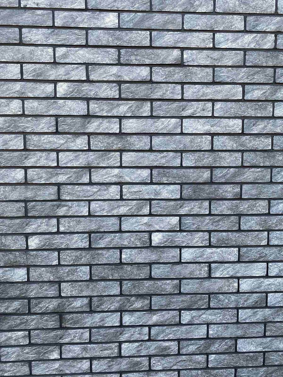 Proces finalizat de izolare a fațadei cu panouri termice Royal Facade