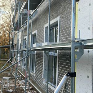 Estetyczna dekoracja elewacji płytkami London Anthracite