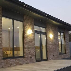 Ocieplona fasada domu w Chodosiwce przy użyciu płyt termoizolacyjnych Royal Facade