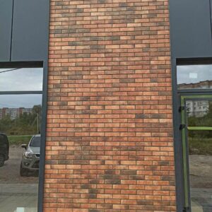 Fațadă cu plăci din clincher Cerrad Chili în complexul rezidențial Suburbia