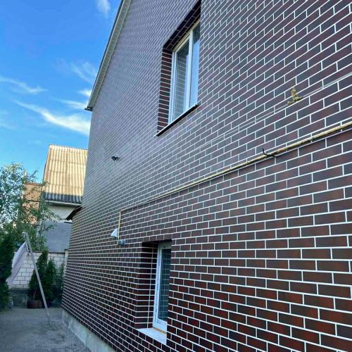 Das Ergebnis der Fassadendämmung mit Wärmedämmplatten in Zhmerynka