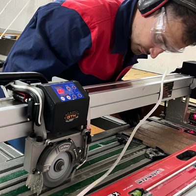 Profesionální řezání obkladů