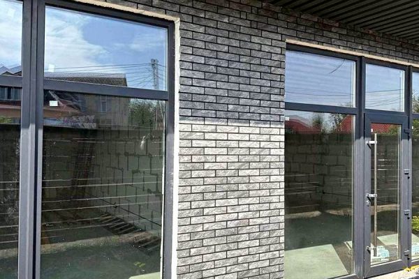 Finished facade with Royal Facade thermal panels